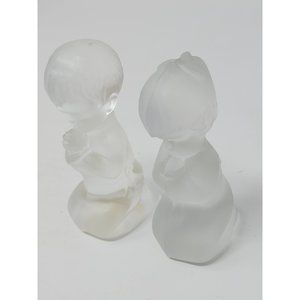 Vintage Fenton Frosted Satin Glass Praying Children Boy And Girl‎ Figurines 2